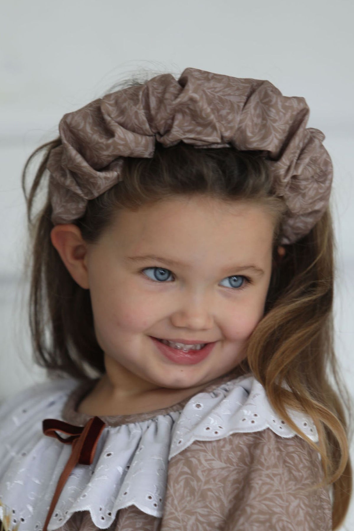 William Morris | Light Brown Ruffle Headband