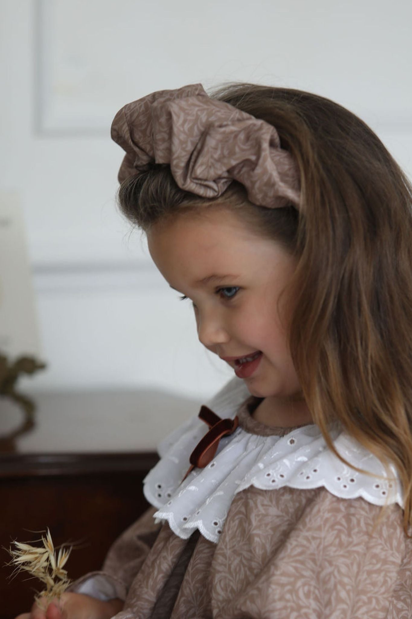 William Morris | Light Brown Ruffle Headband