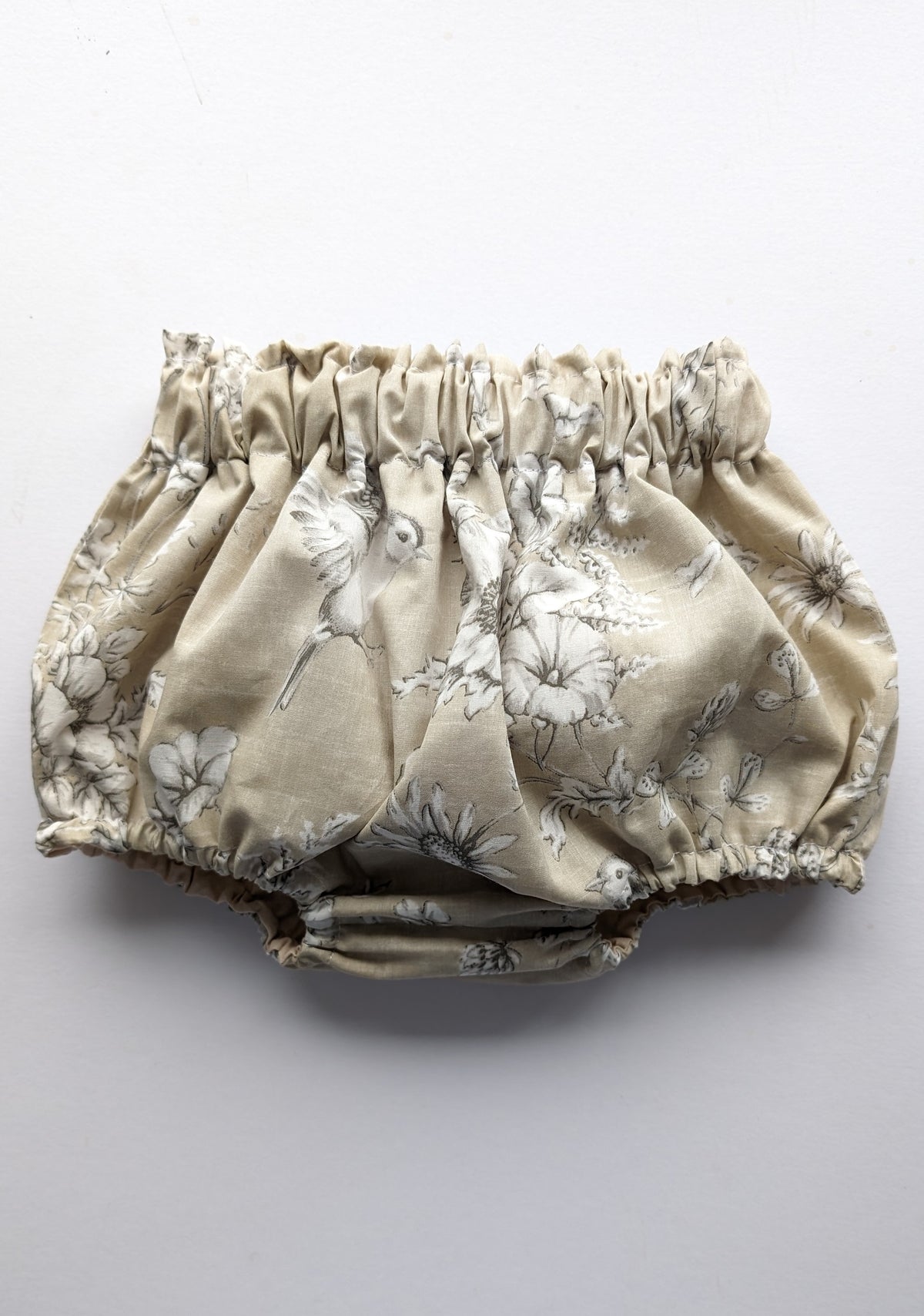 Neutral Bloomers - Arthur Benjamin & Co